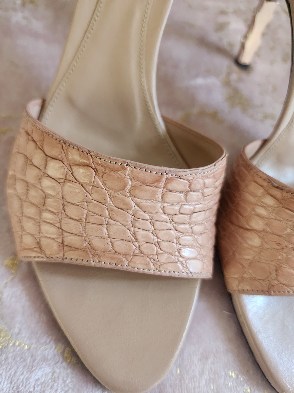GUCCI |Tom Ford Era Croc Embossed Leather Mule Heels - Picture 9 of 17